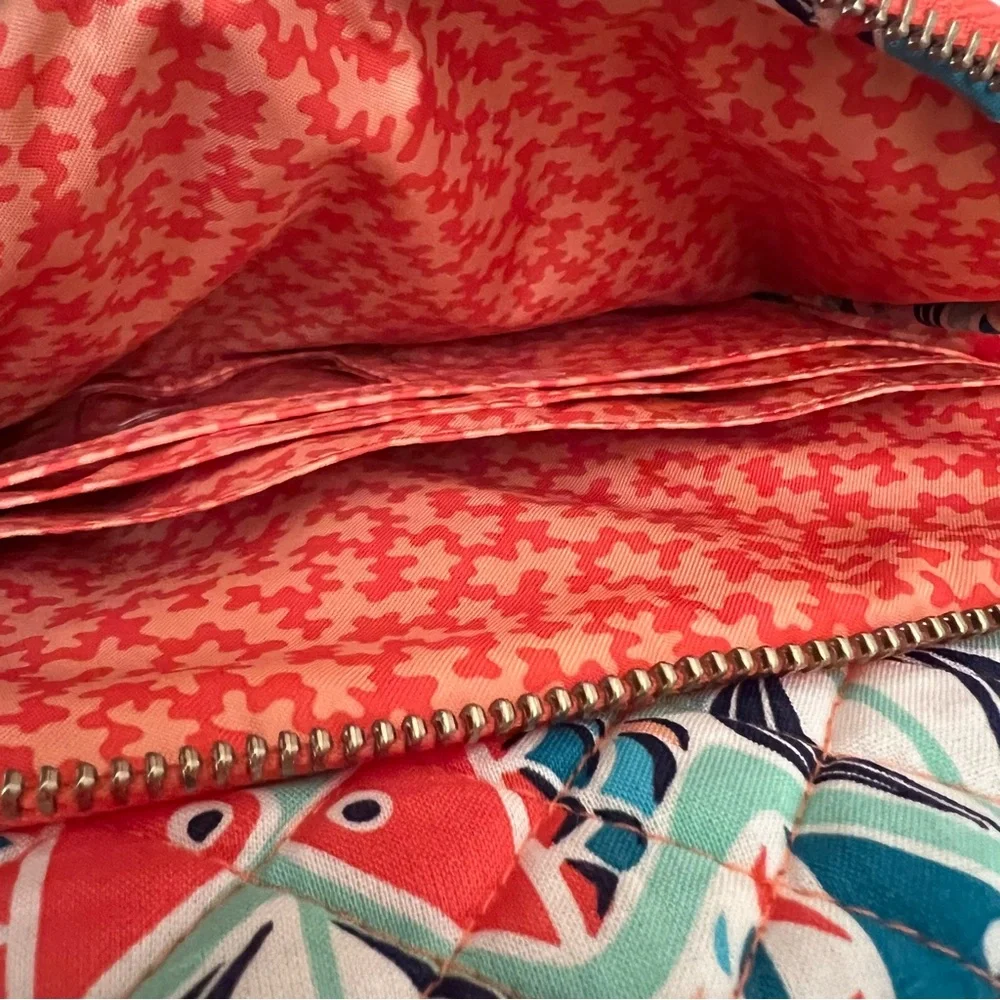VERA BRADLEY GO FISH iconic RFID little hipster crrossbody, signature cotton NWT
